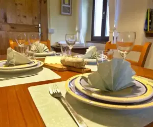 Apartment Raffaello: Your Charming Home in Italy